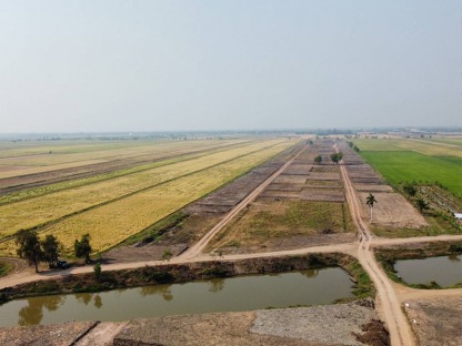 รับขุดบ่อราคาถูก ปทุมธานี - รับถมดินนครนายก - ส.เจริญจันทร์