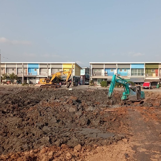 รับถมดินราคาถูก ปทุมธานี รับถมดินราคาถูก ปทุมธานี  รับเหมาถมดิน 